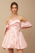 Alice Pembe Omuzları Açık Kabarık Saten Mini Elbise