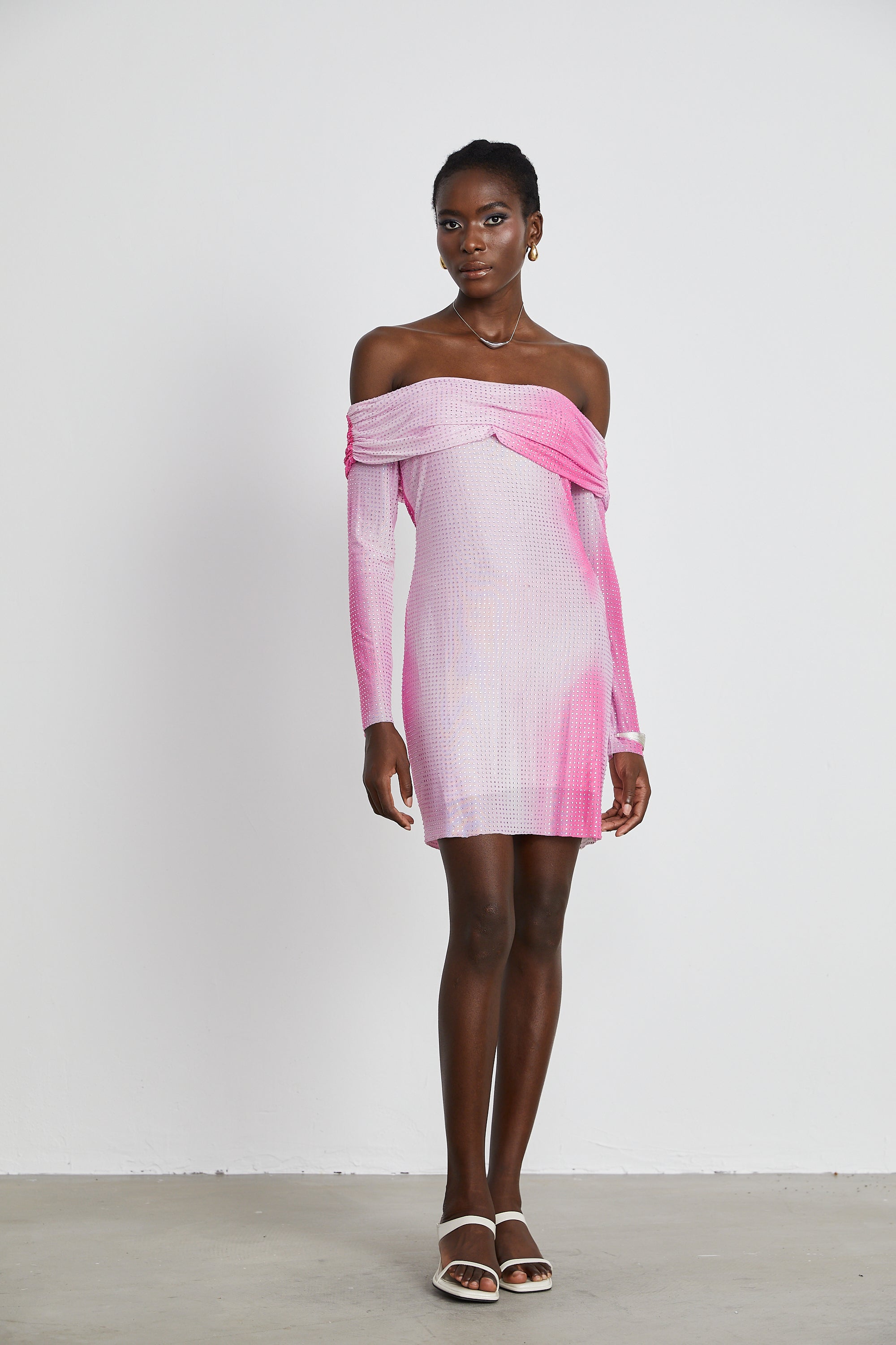 Andréa İşlemeli Omuzları Açık Mini Elbise