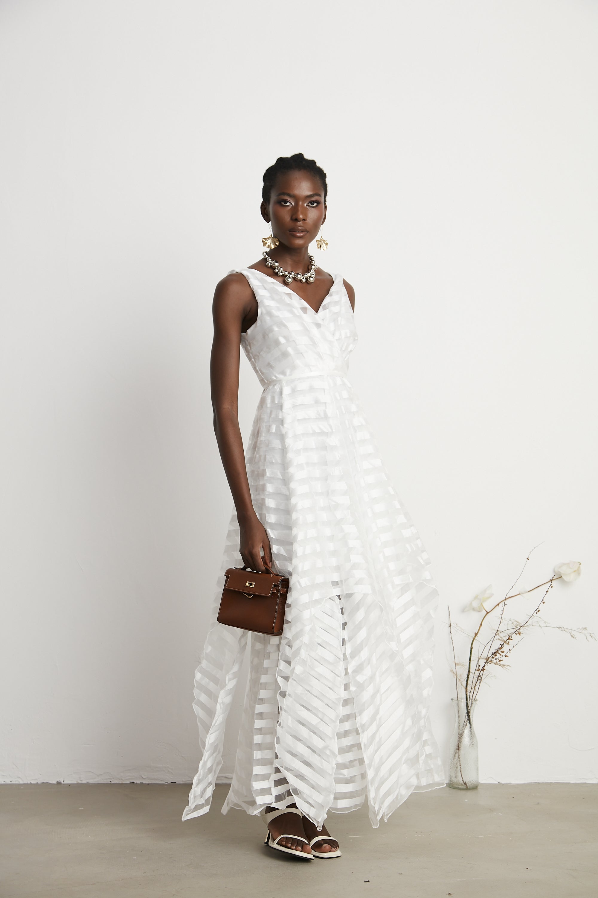 Aimée V Yaka Çizgili Tül Desenli Midi Elbise