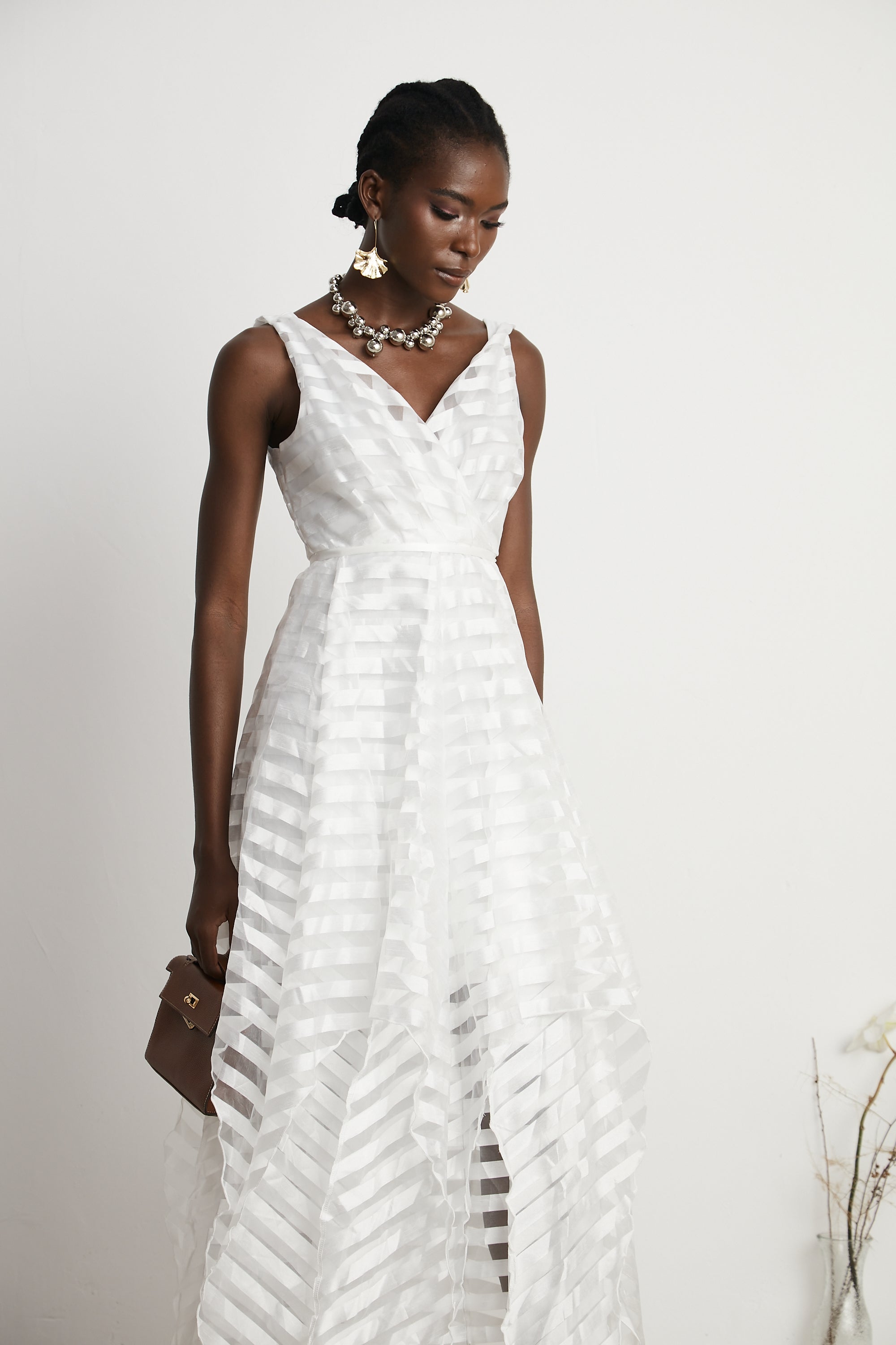 Aimée V Yaka Çizgili Tül Desenli Midi Elbise