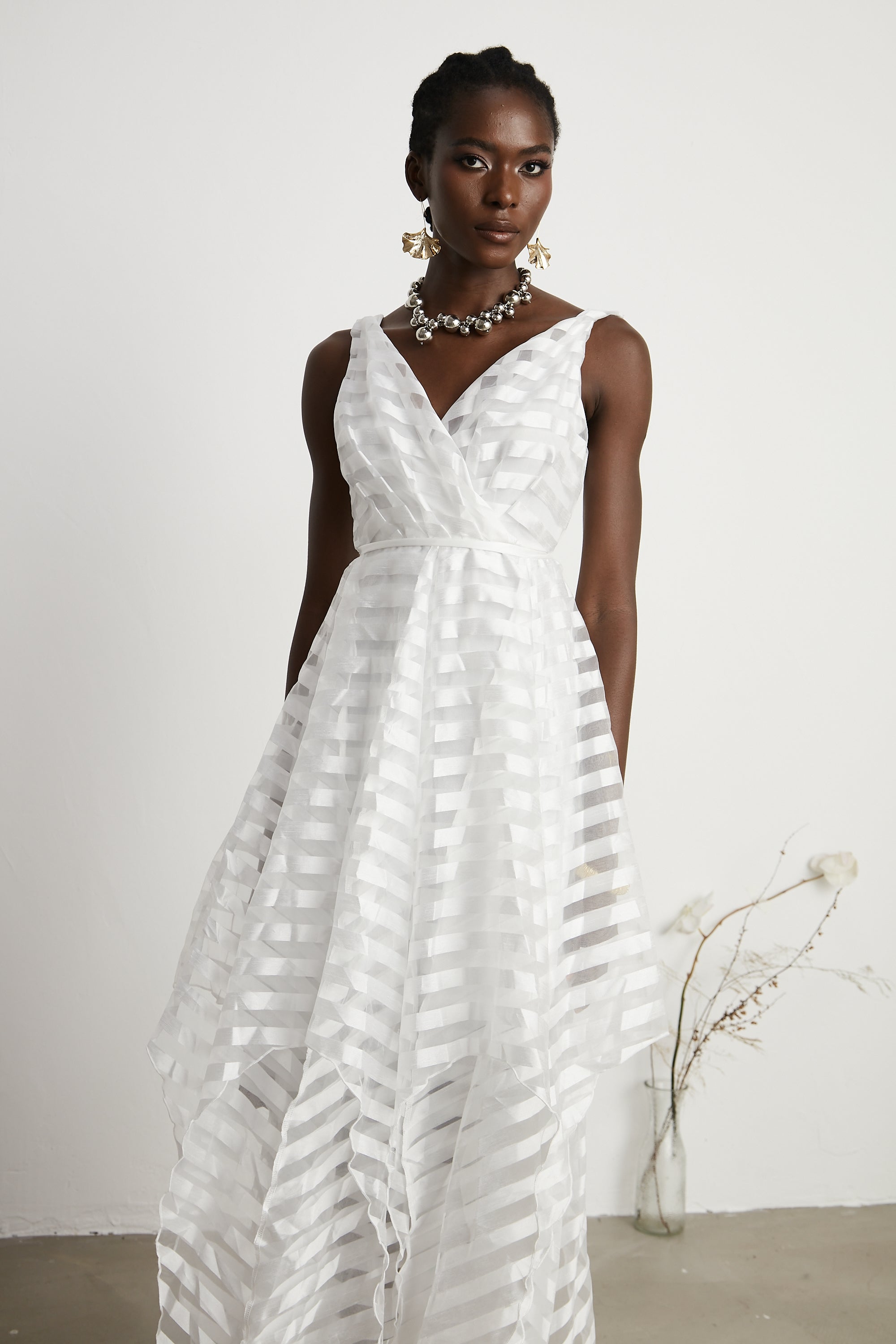 Aimée V Yaka Çizgili Tül Desenli Midi Elbise