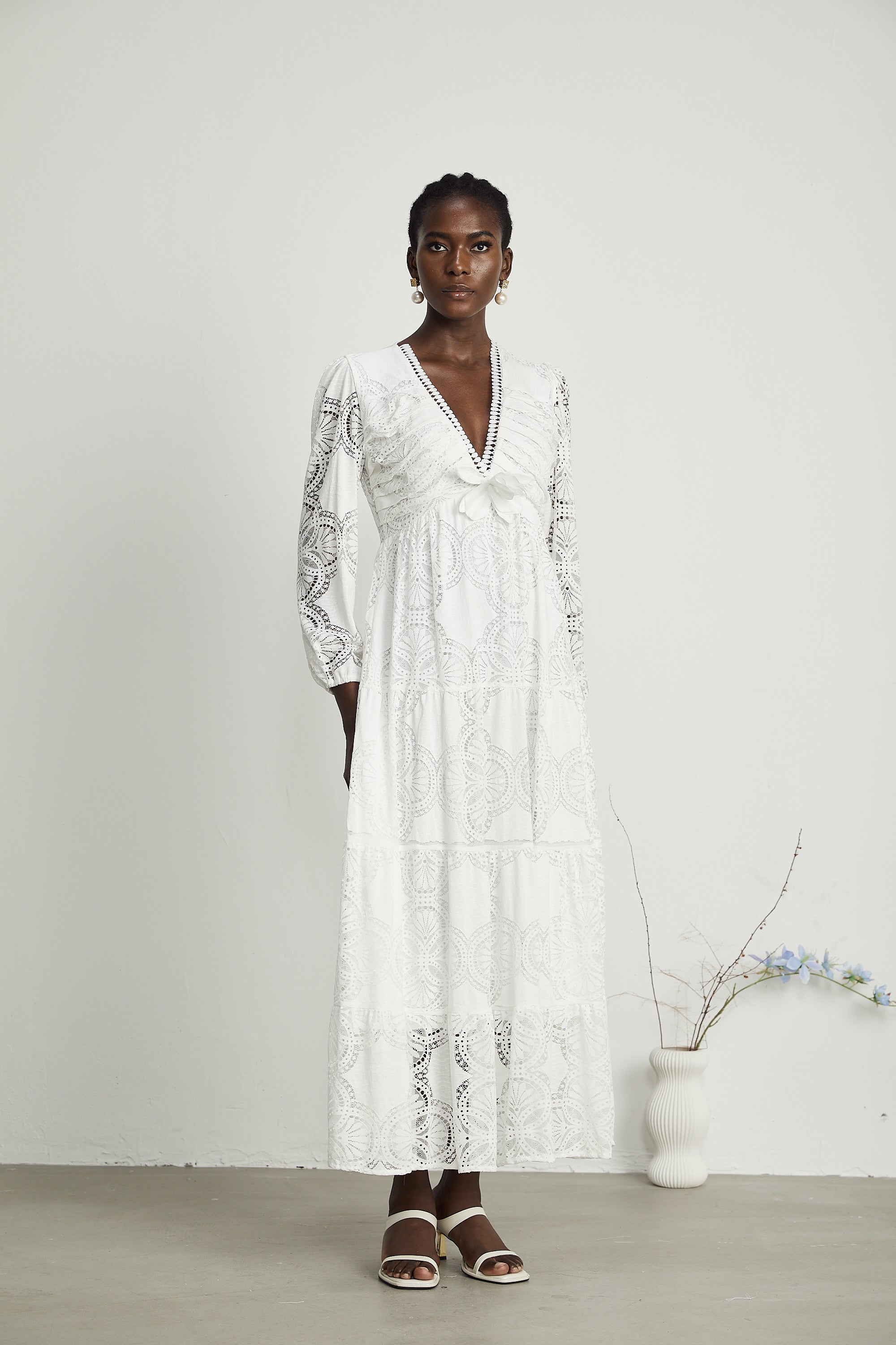 Ariane Suni Çiçek Süslemeli Dantel Midi Elbise