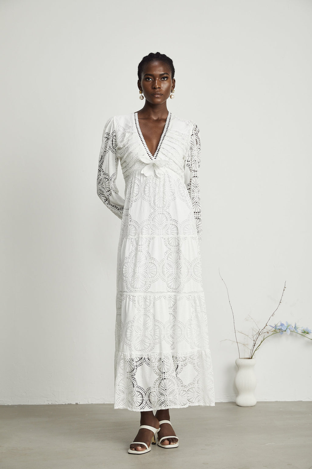 Ariane Suni Çiçek Süslemeli Dantel Midi Elbise