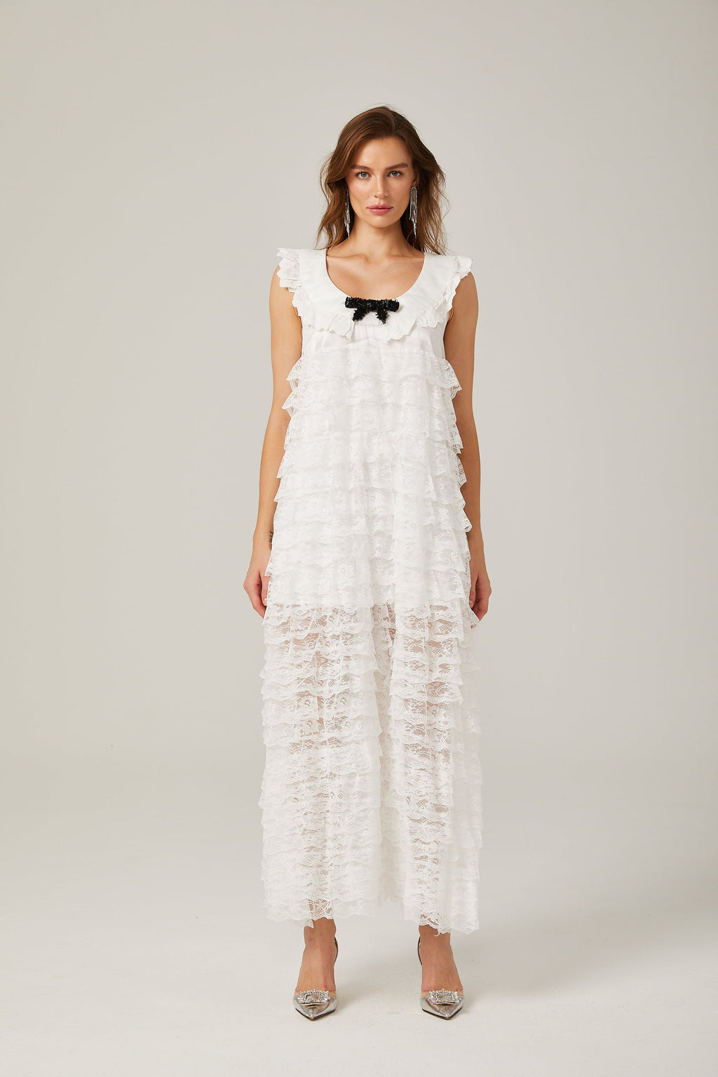 Alora Beyaz Dantel Şeritli Katmanlı Midi Elbise