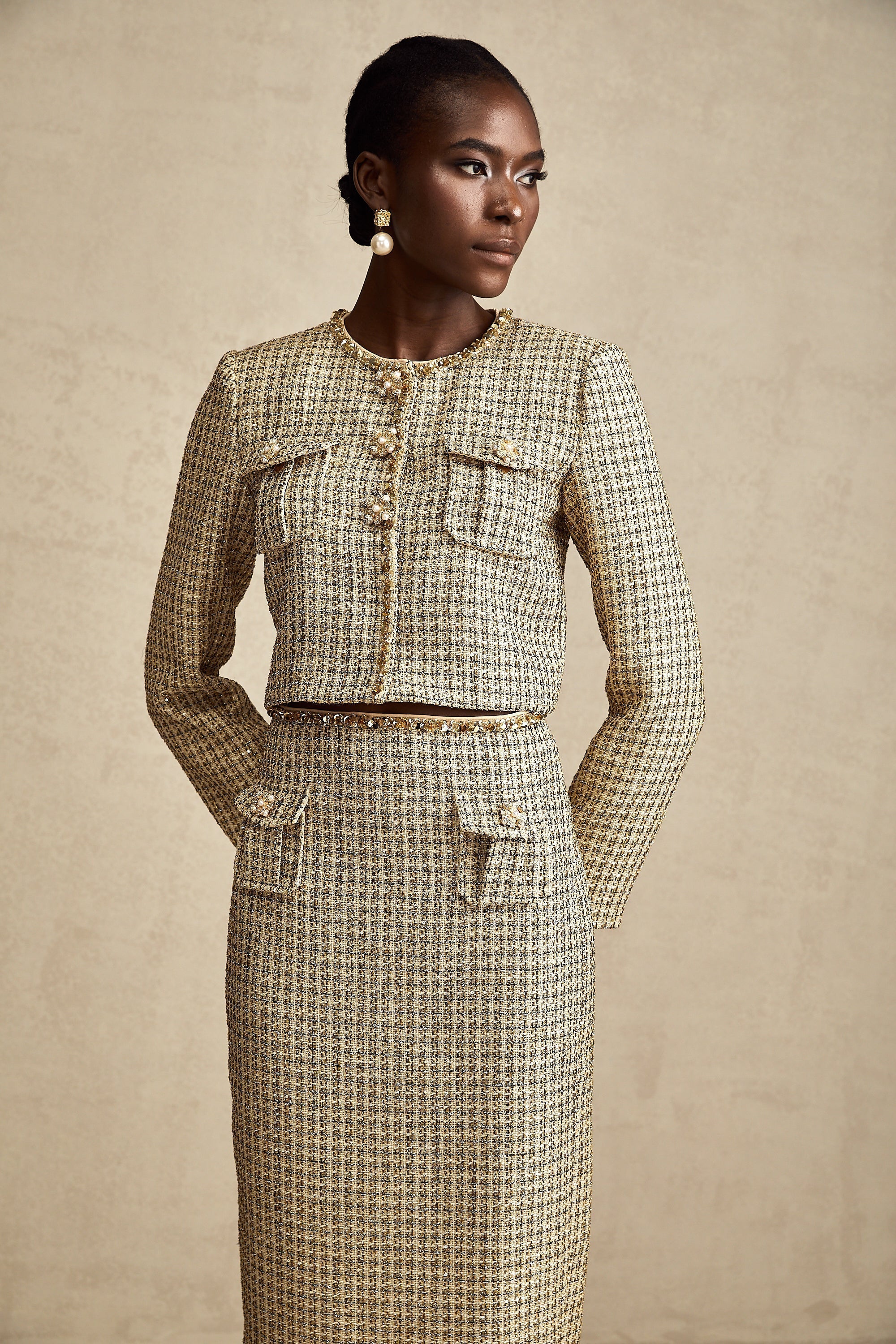 Aëlle Altın Rengi Tüvit Pullu Ceket Ve Etek Kombin Seti