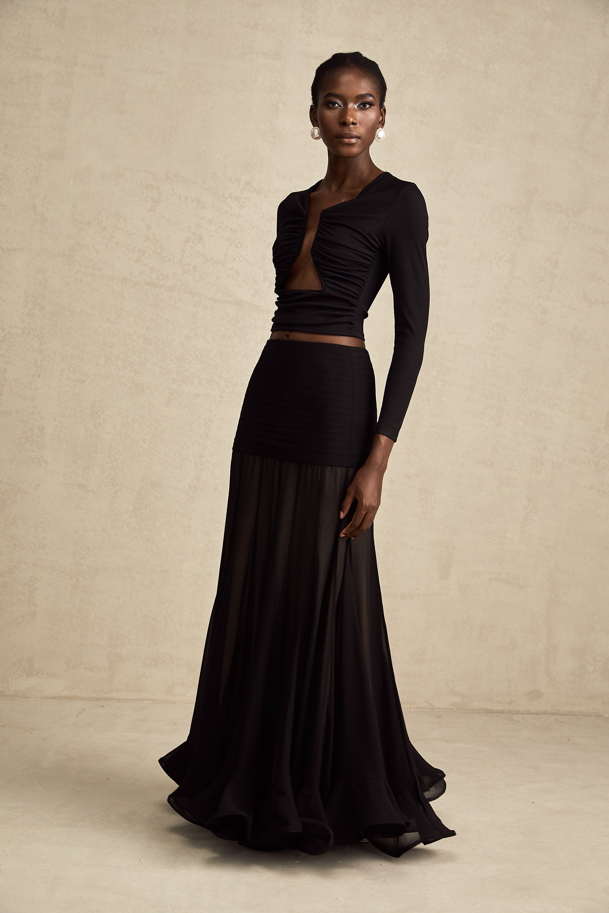 Anaïs Siyah Önü Açık Büzgülü Üst