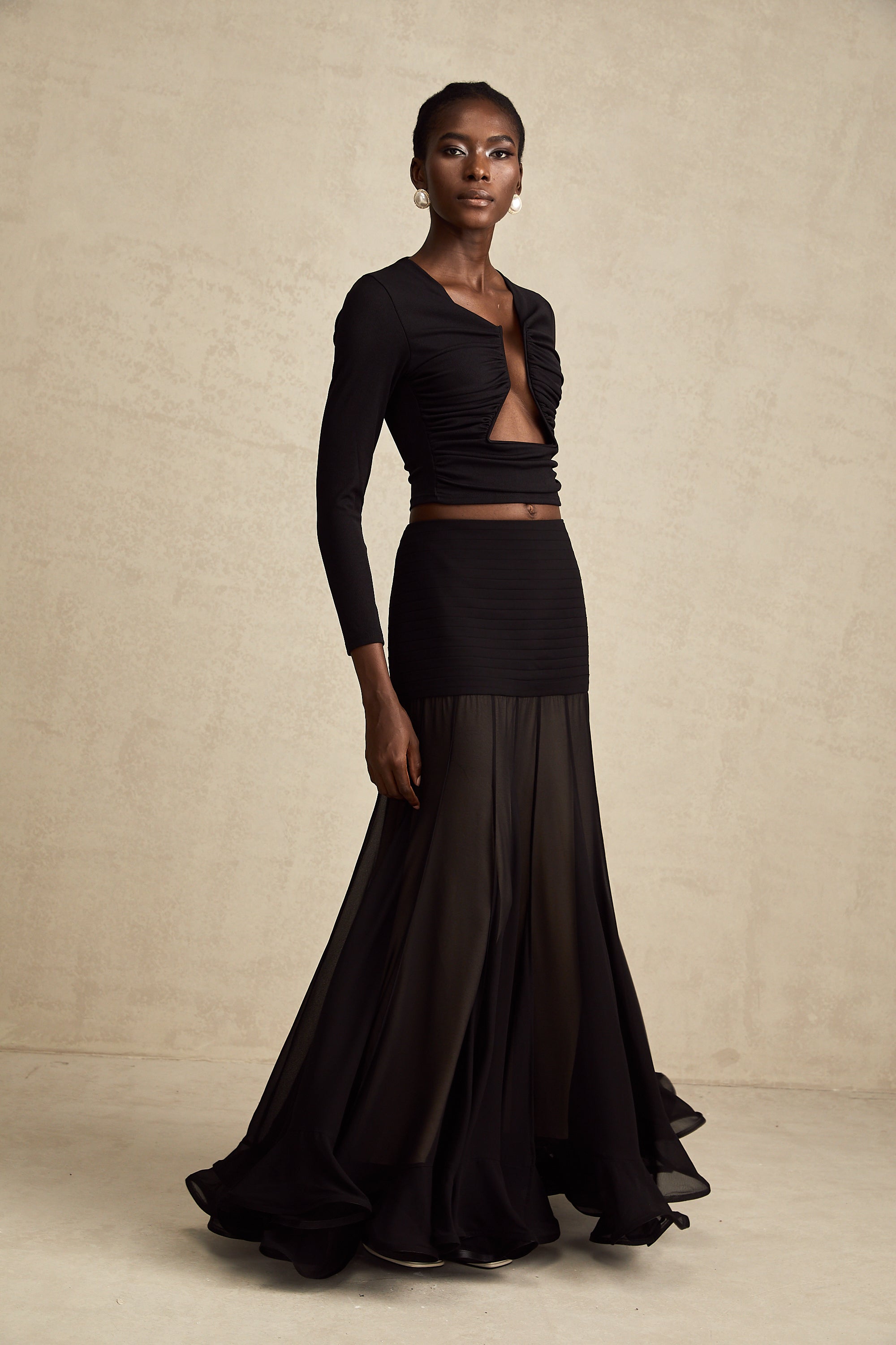 Anaïs Siyah Önü Açık Büzgülü Üst