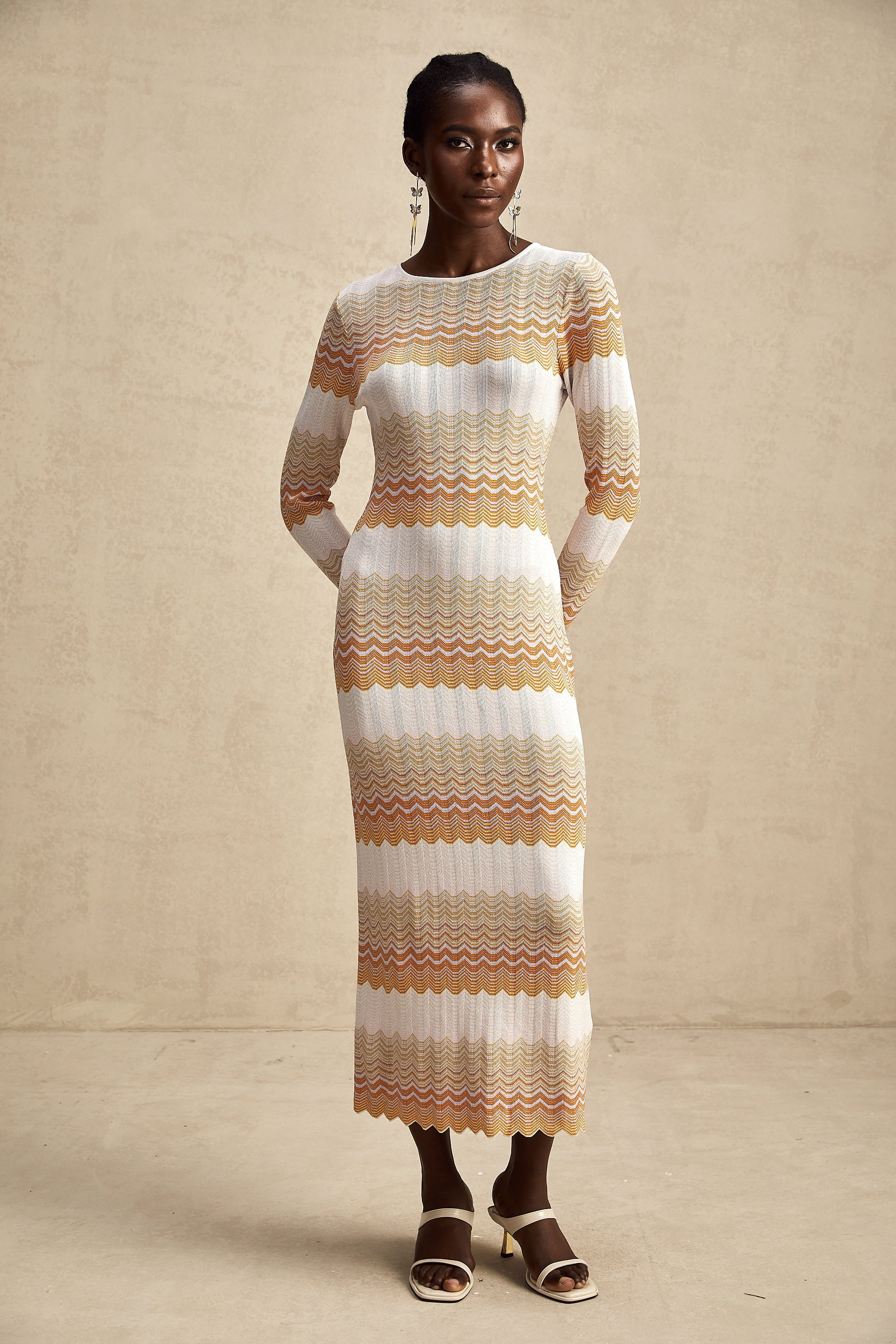 Alizée Turuncu Şerit Desenli Metalik Midi Elbise