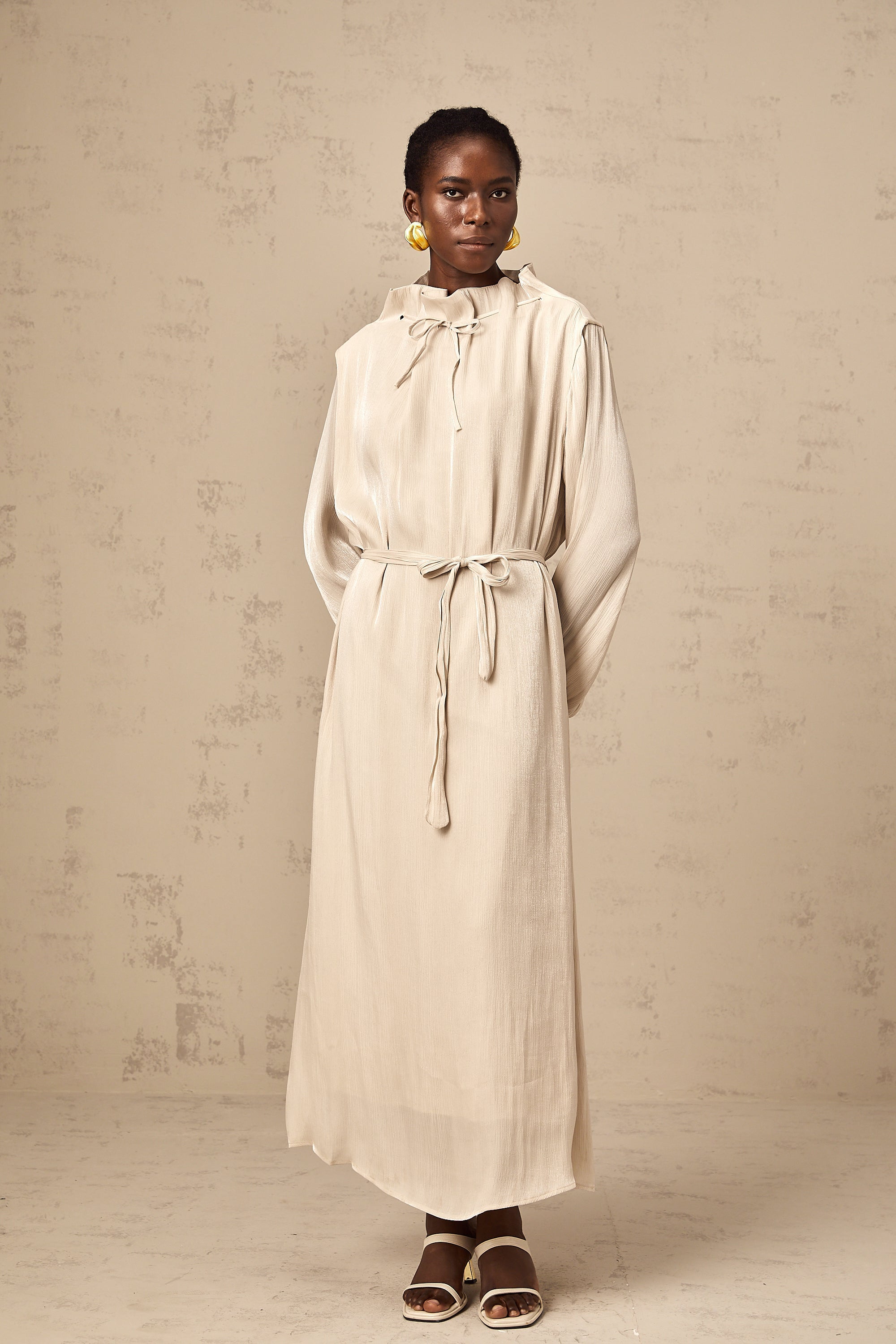 Agata Kendinden Kravatlı Tül Midi Elbise