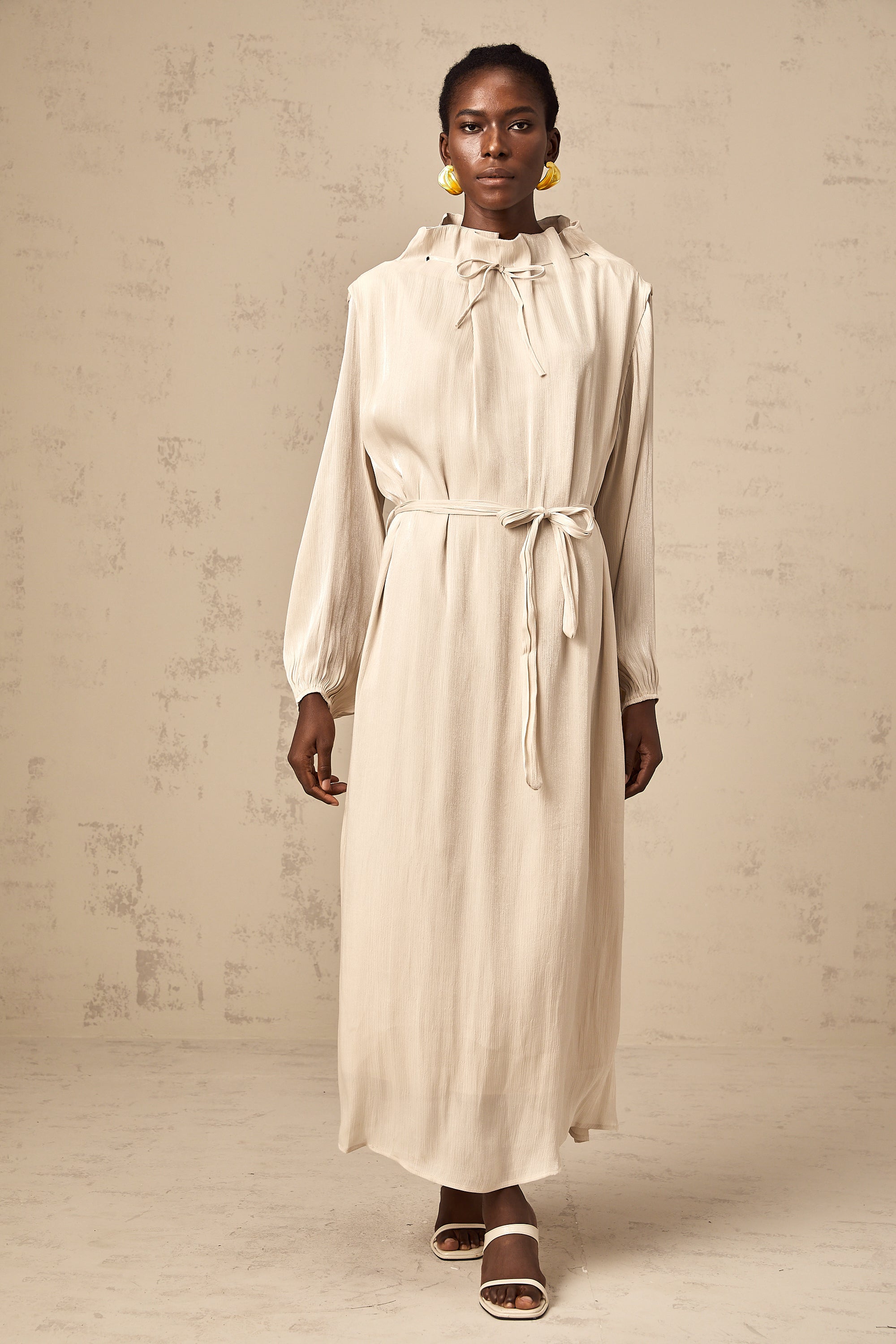 Agata Kendinden Kravatlı Tül Midi Elbise