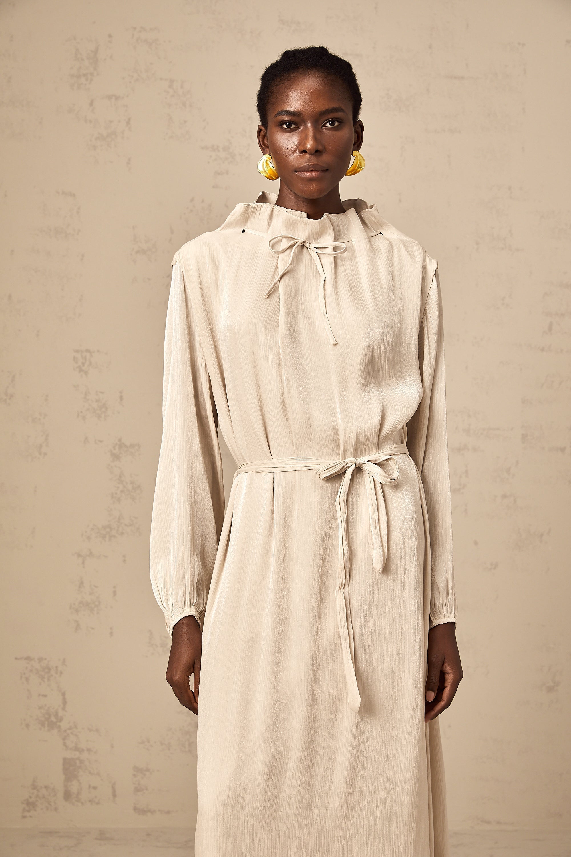 Agata Kendinden Kravatlı Tül Midi Elbise