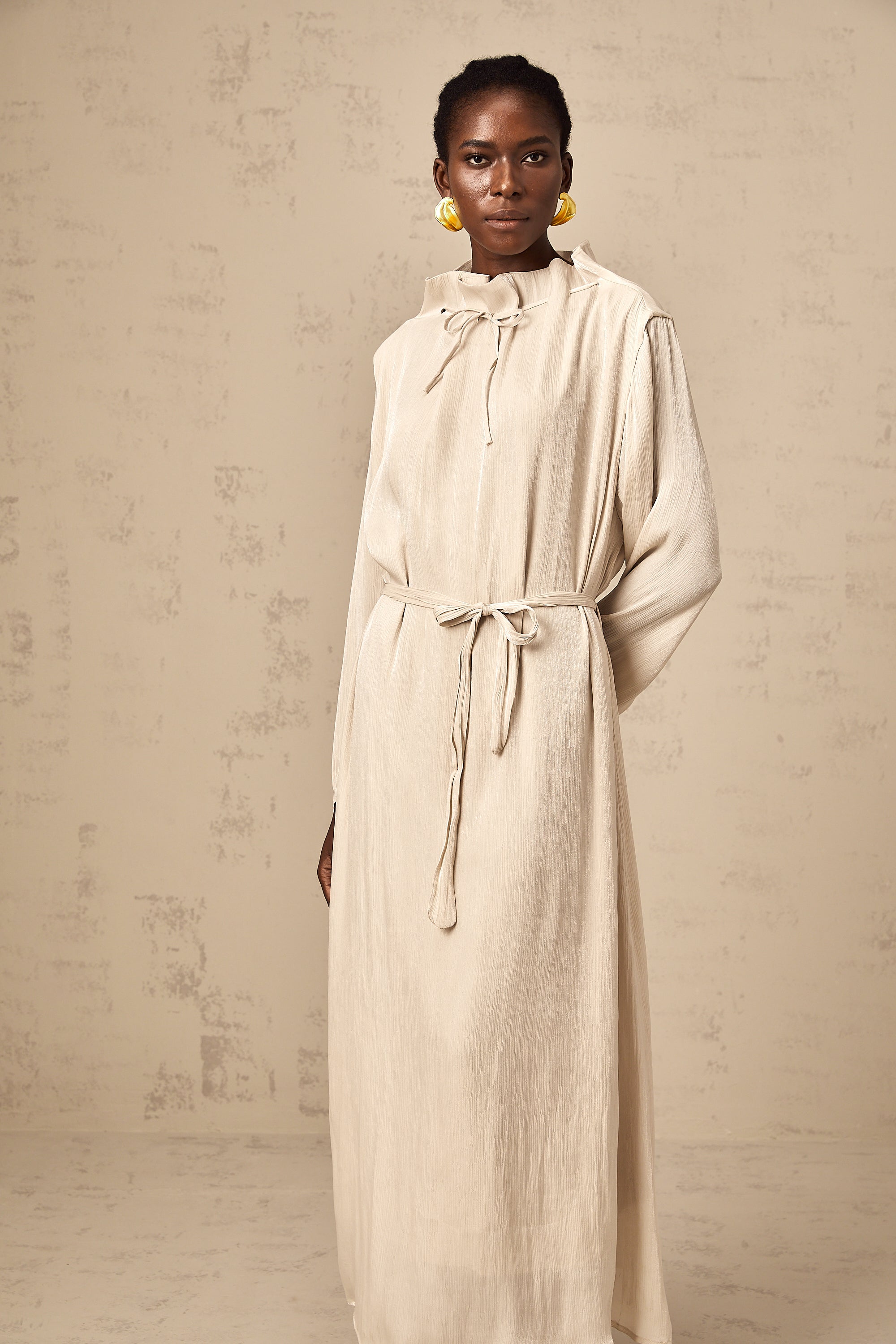 Agata Kendinden Kravatlı Tül Midi Elbise