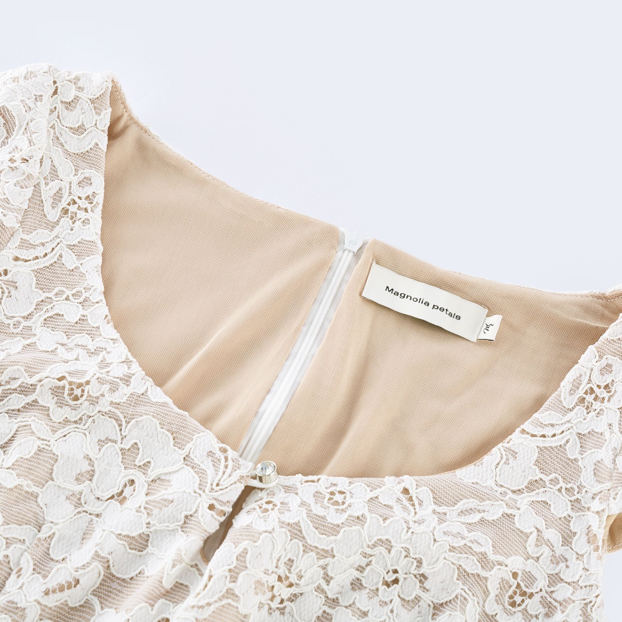 Ariane Dantel Detaylı Çiçek İşlemeli Midi Elbise