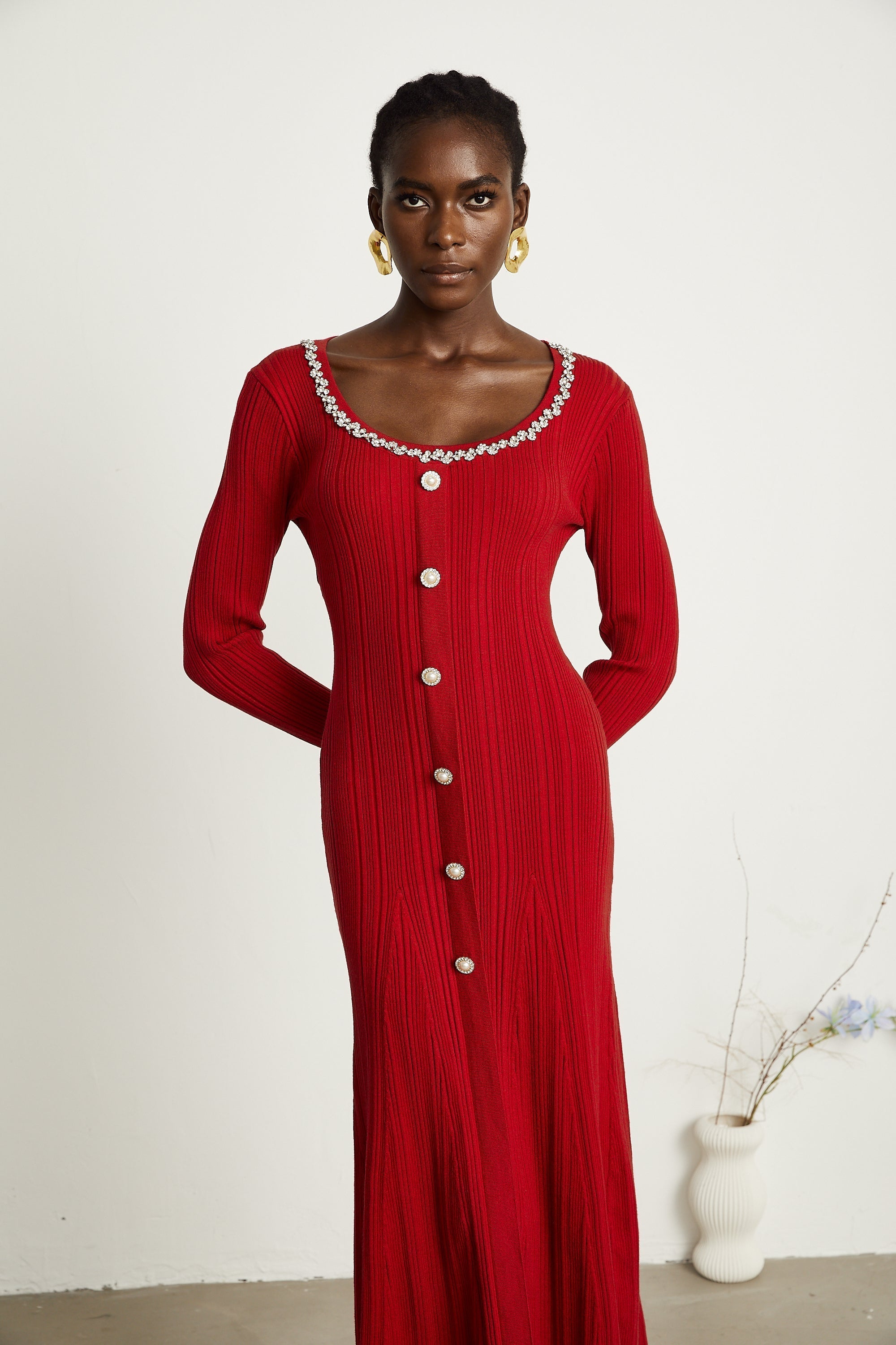 Anaxarete Kırmızı İşlemeli Örme Midi Elbise