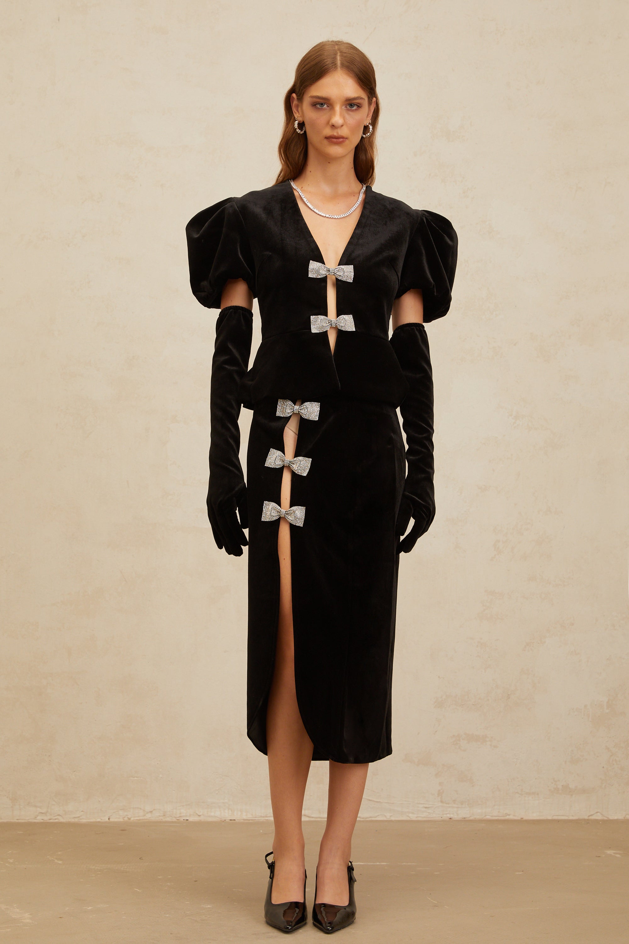 Adèle Siyah Kurdele Detaylı Kesik Kadife Bluz ve Etek Takımı