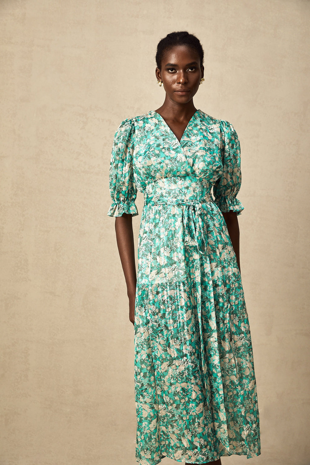 Alisa Yeşili Çiçek Desenli, Yırtmaçlı Midi Elbise