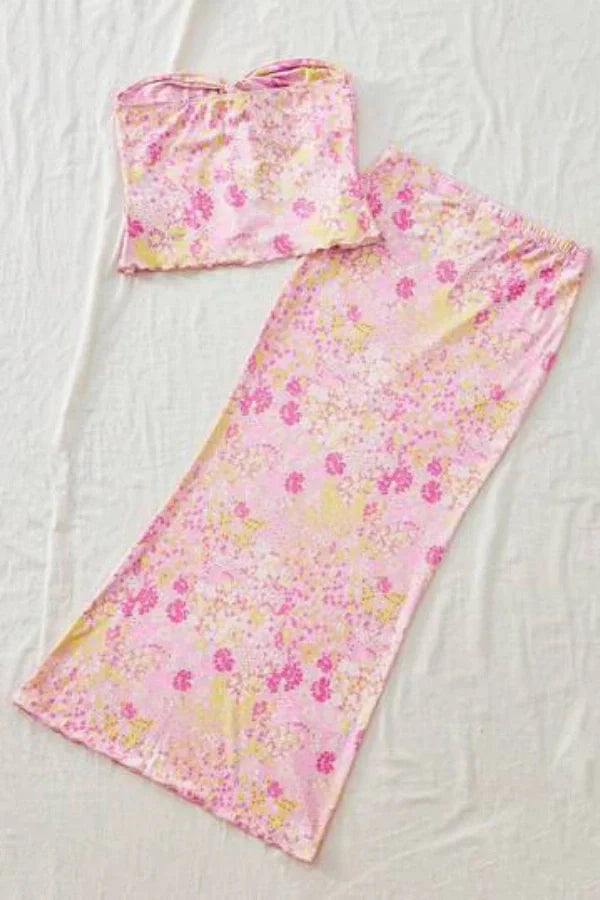 Amanda Çiçek Baskılı Üst Etek Takım