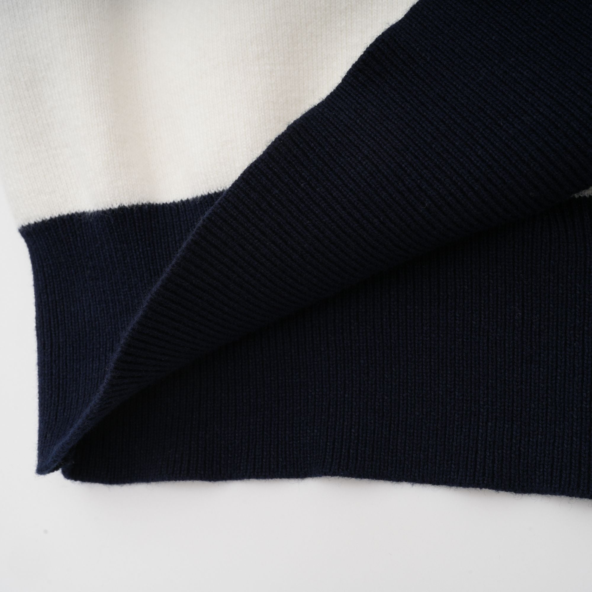 Adèle Blok Renkli Çizgili Polo Yaka Tişört