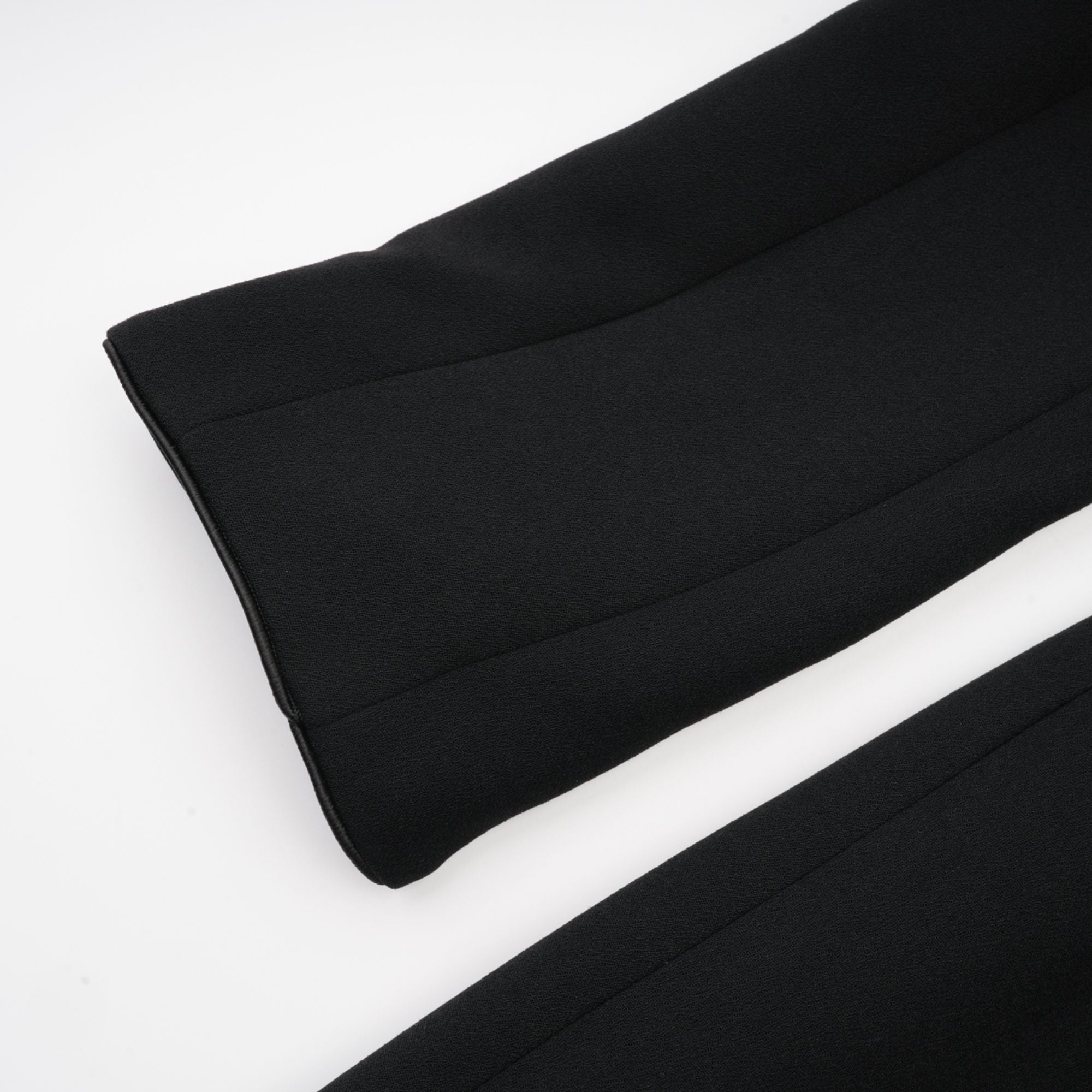 Aëlle Siyah Tek Sıra Düğmeli Uzun Kaban