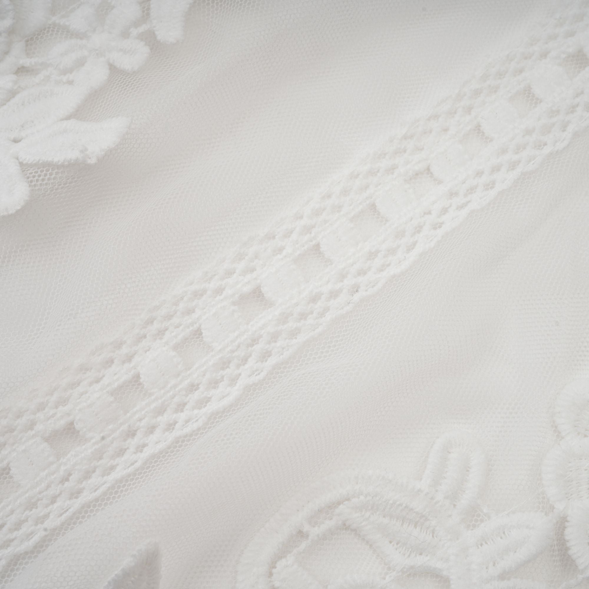 Aiza Çiçekli Yarı Transparan Üst