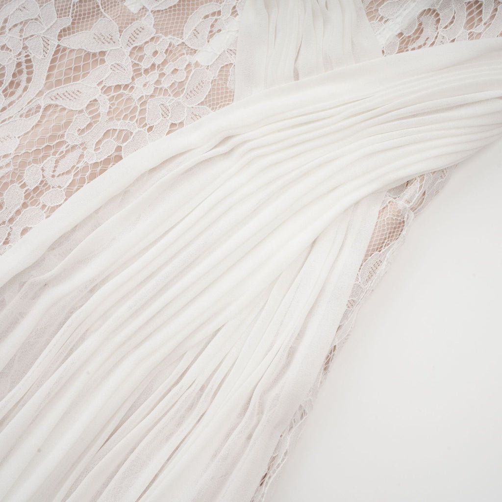 Arantxa Beyaz Dantel Pileli Maxi Elbise