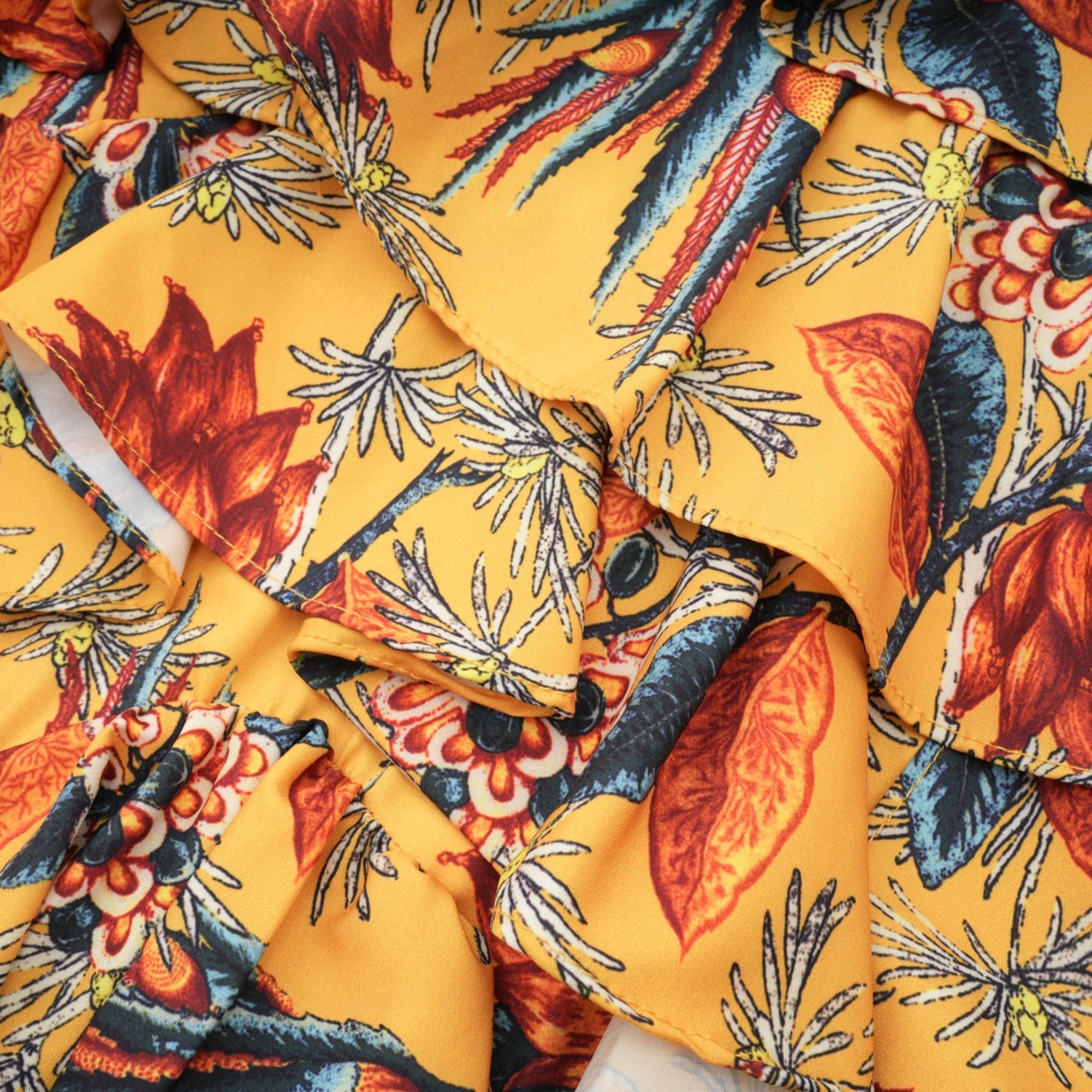 Apolline Katlı Fırfırlı Çiçek Desenli Midi Elbise