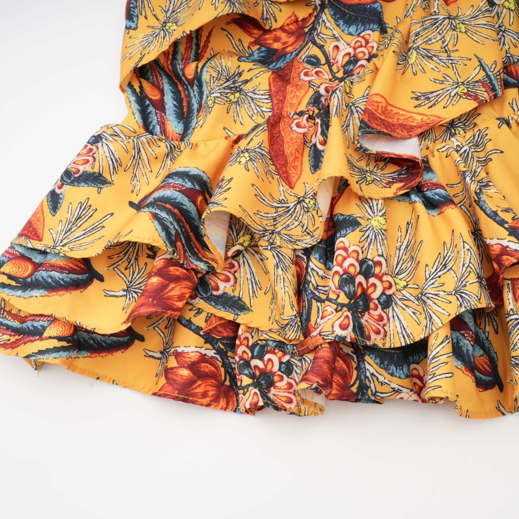 Apolline Katlı Fırfırlı Çiçek Desenli Midi Elbise