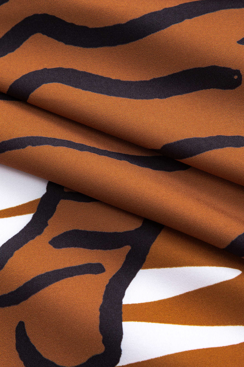 Asimetrik Mayo ve Kaplan Desenli Pareo Takımı